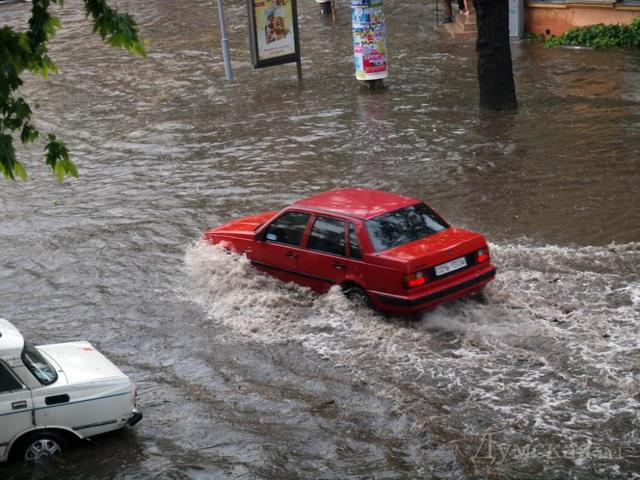 Bão lại ghé thăm Odessa.