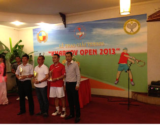 Giải tennis Kharkov Open 2013 và đoàn Odessa