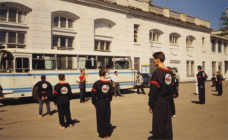 Phóng sự ảnh: Hoạt động của "Kim Liên hoa phái" và "Hội Văn hoá Việt Nam"