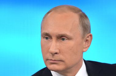 Putin: Người dân Donbass cần phải tự xác định muốn sống với ai