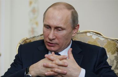 Putin ký lệnh cắt giảm 110 ngàn nhân viên ngành công an