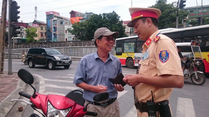 Xử phạt cần chứng cứ khiến CSGT “đau đầu”