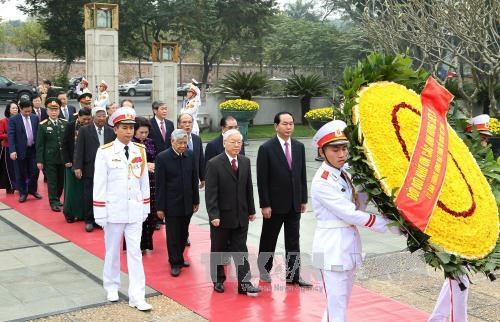 Lãnh đạo Đảng, Nhà nước vào Lăng viếng Chủ tịch Hồ Chí Minh