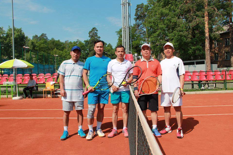 Phóng sự ảnh về 'Giải tennis hữu nghị và thành lập Hiệp hội Tennis cộng đồng Việt Nam tại Ucraina'