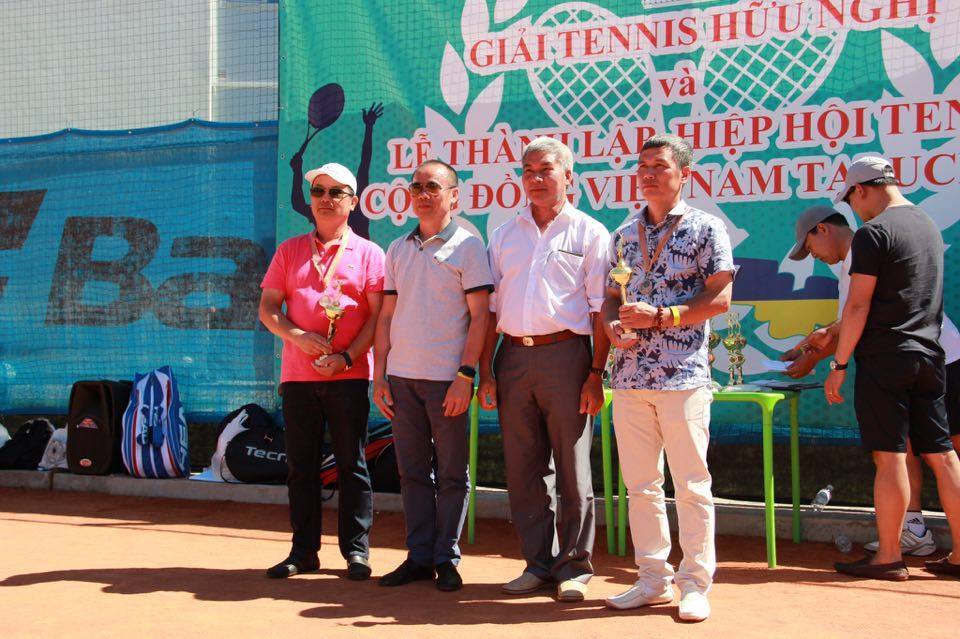 Phóng sự ảnh về 'Giải tennis hữu nghị và thành lập Hiệp hội Tennis cộng đồng Việt Nam tại Ucraina'