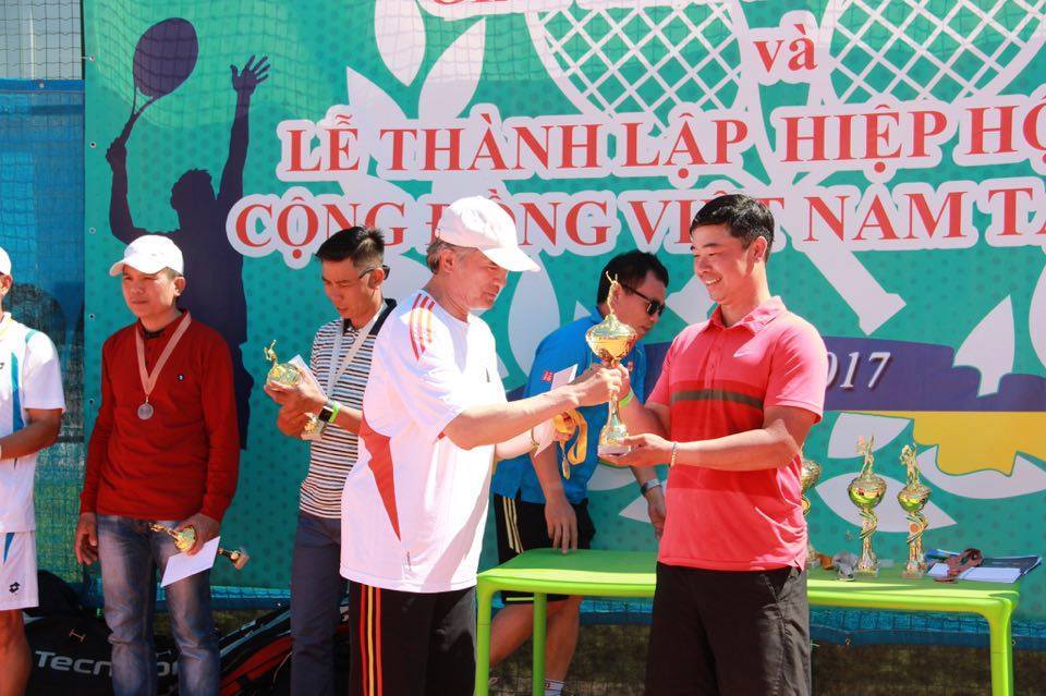 Phóng sự ảnh về 'Giải tennis hữu nghị và thành lập Hiệp hội Tennis cộng đồng Việt Nam tại Ucraina'