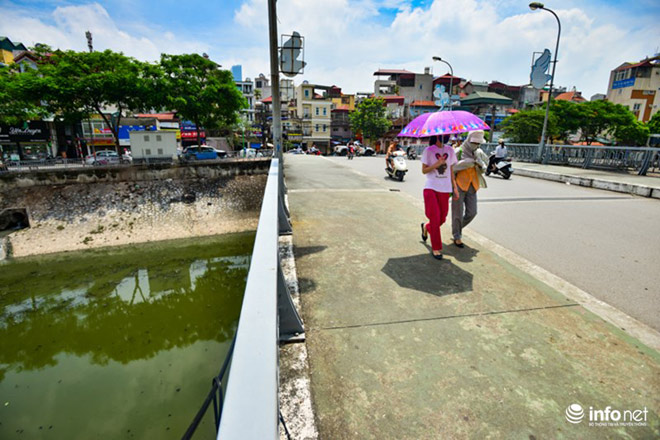 Cận cảnh những dòng sông "chết" ở Hà Nội sắp được hồi sinh