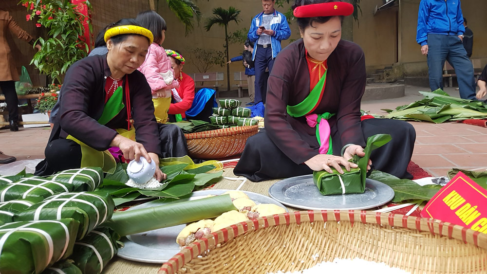 Hà Nội: Hội thi gói bánh chưng tặng người nghèo