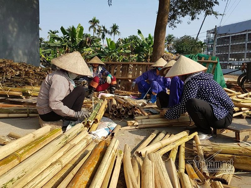 Rùng mình quy trình chế củi tre thành thuốc trị ung thư