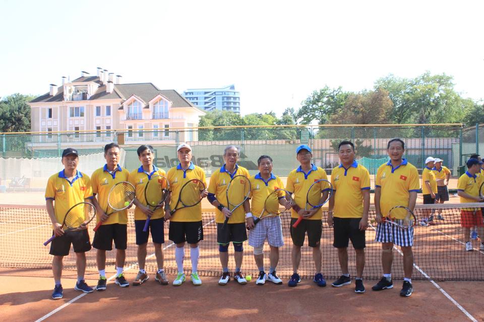 CLB Tennis Odessa giao lưu với đoàn cán bộ ngoại giao và cựu sinh viên từ Việt Nam sang thăm Ucraina