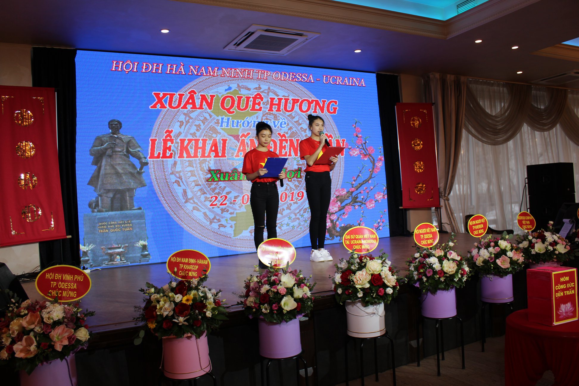 Xuân quê hương hướng về Lễ khai ấn đền Trần 2019 tại Odessa