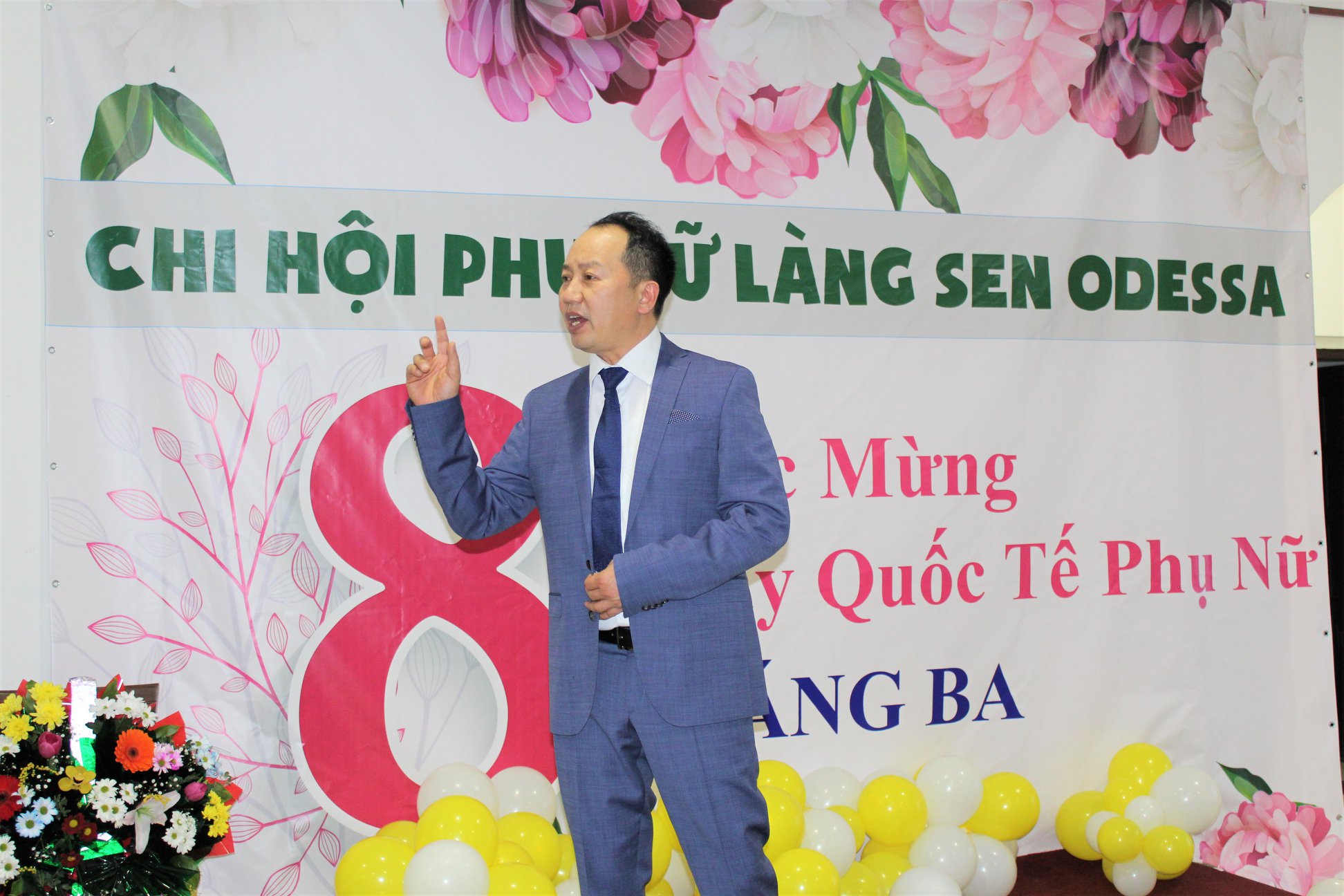 Phóng sự ảnh: Chi hội Phụ nữ Làng Sen liên hoan chào mừng ngày 8/3/2019