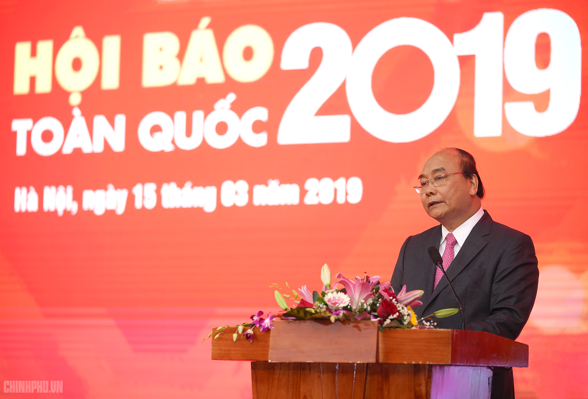 Thủ tướng đánh trống khai Hội Báo toàn quốc 2019