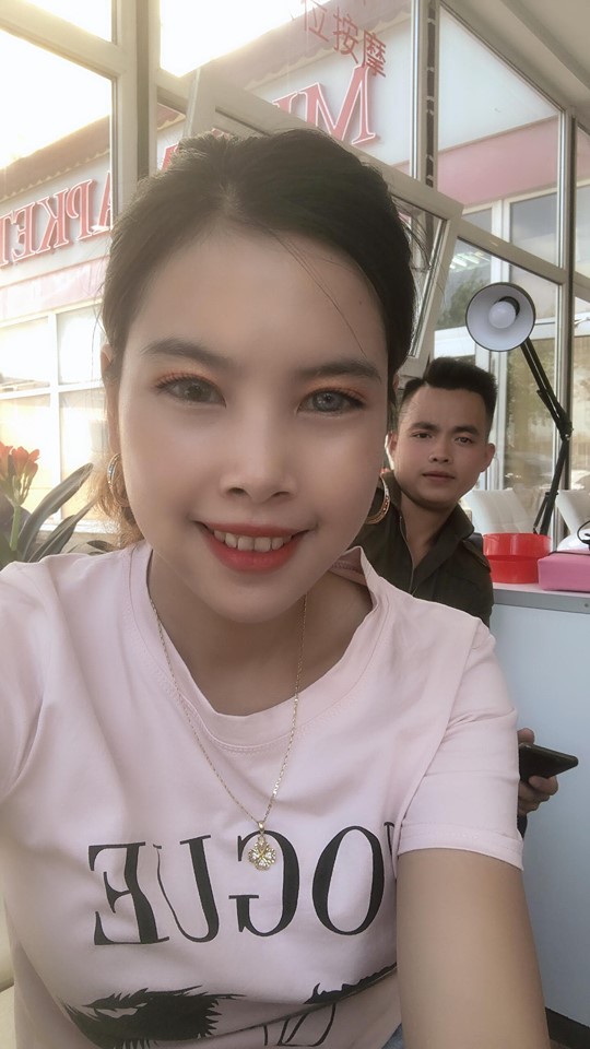 Khai trương Salon làm đẹp Hương Sen