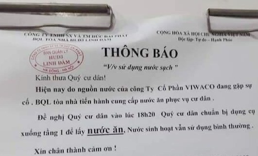 Người dân Linh Đàm xếp hàng chia nước sạch như chia gạo thời bao cấp