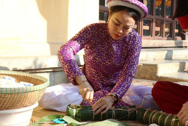 ‘Hương xưa bánh Tết’ trong Hoàng cung Huế