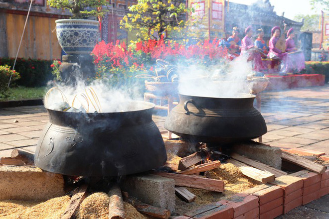 ‘Hương xưa bánh Tết’ trong Hoàng cung Huế