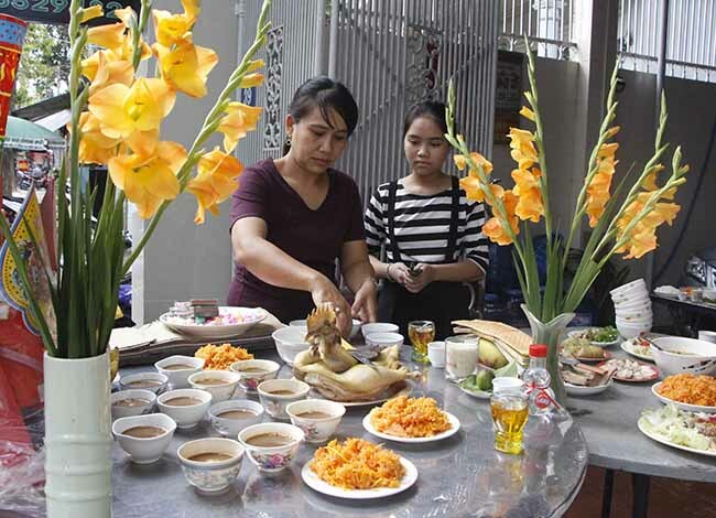 Ý nghĩa phong tục cúng tất niên