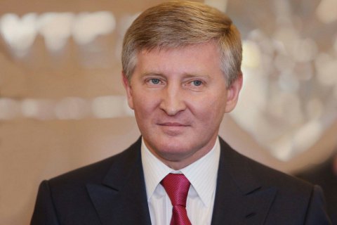 Trong 1 năm Tỷ phú Ukraine Akhmetov bị tụt 600 bậc trong bảng xếp hạng của Forbes