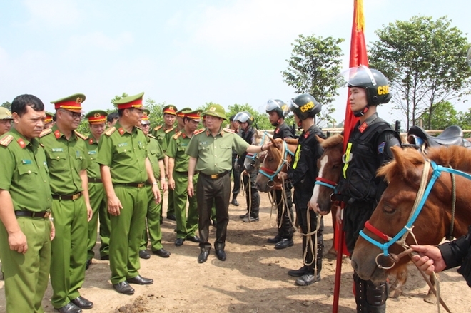 Cảnh sát cơ động kỵ binh sẽ diễu hành trước lăng Bác, nhà Quốc hội