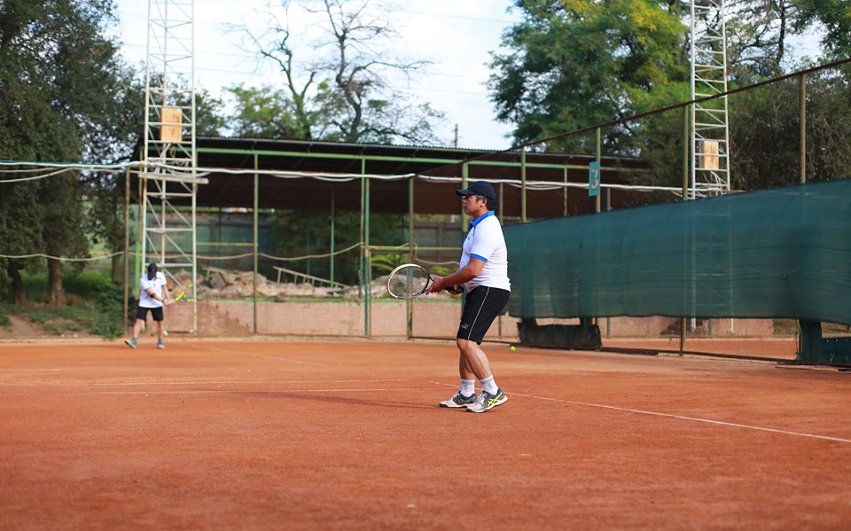 Giải tennis nội bộ CLB tennis nội dung đánh đôi